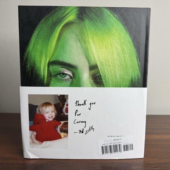 Billie Eilish Signed Edition Hardcover Book ~ Biography Pop Music Artist NEW - Picture 5 of 7